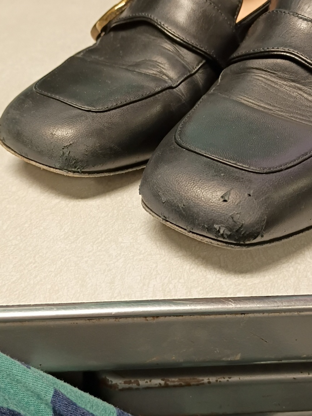 Gucci Black Leather Loafers with Gold GG Bit - Picture 3 of 8